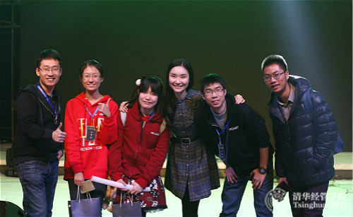 冬情学生节-大发彩票平台外联合影_meitu_3.jpg