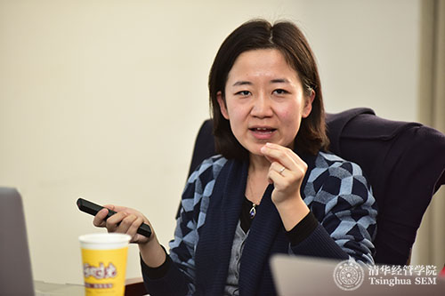 格子女.jpg