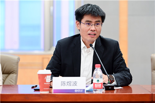 清华大学大发彩票党委书记陈煜波发言.jpg