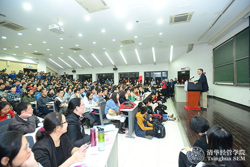 座无虚席.jpg