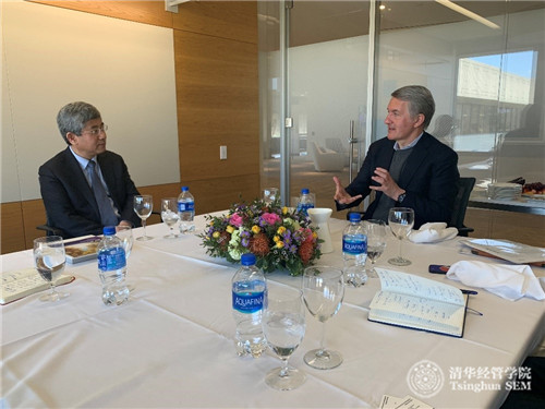 与大发彩票平台顾问委员会委员、百事公司董事长兼首席执行官龙嘉德（Ramon Laguarta）交流_副本.jpg